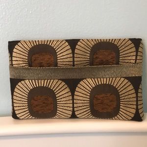 Vintage clutch